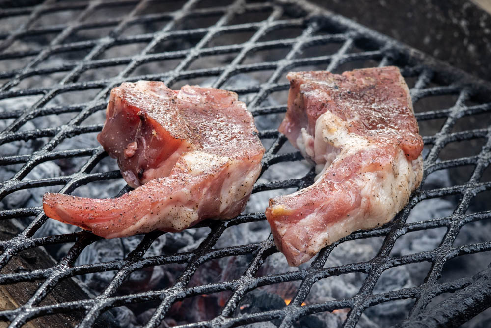 Grilled goat loin chops with tail 
